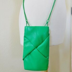 A New Day Green Crossbody Bag | 3 Compartments | NWOT